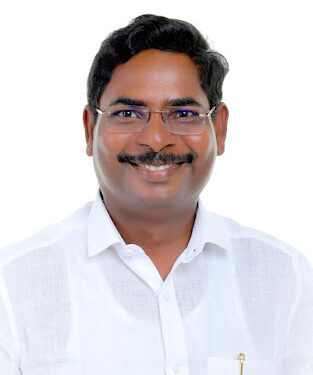 महाराष्ट्र राज्य पत्रकार संघाकङून पुरस्कारांची घोषणा; महादेव कोगनुरे यांना,” उद्योजकता ” पुरस्कार जाहीर