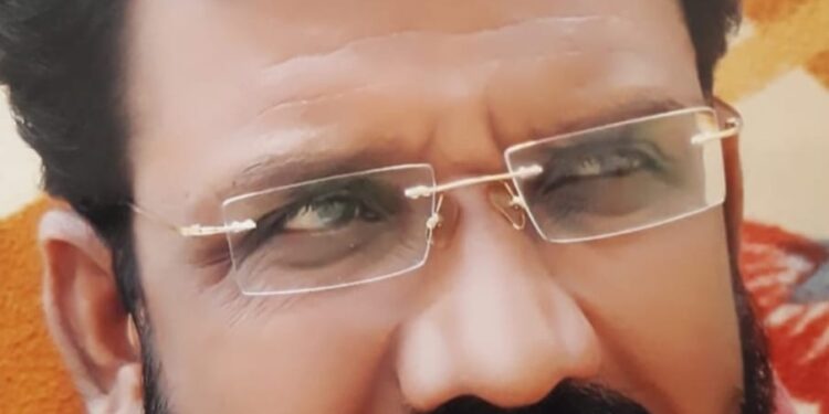 आशुतोष नाटकर राष्ट्रवादीच्या चिञपट, साहित्य, कला व सांस्कृतिक विभागाचे शहर अध्यक्ष