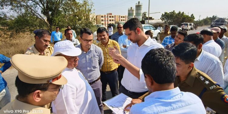 सोलापुरात पंतप्रधान नरेंद्र मोदी यांच्या दौऱ्याची तयारी ; प्रशासनाचे नियोजन सुरू ; आडम मास्तर एक लाख कष्टकऱ्यांना निमंत्रण देणार