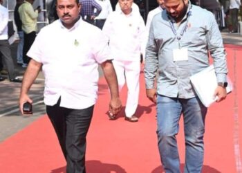 आमदार समाधान आवताडे यांनी हिवाळी अधिवेशन गाजवले ! मराठा व धनगर आरक्षण, पाणी प्रश्नावर दादा झाले आक्रमक