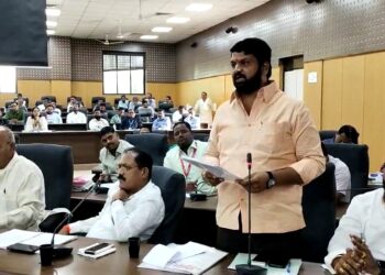 शिवसेना जिल्हाप्रमुख मनिष काळजेंची DPC सभेत अभ्यासपूर्ण मांडणी ; शहरातील या महत्वाच्या विषयाला फोडली वाचा