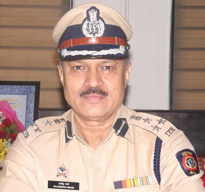Solapur police transfer : सोलापूरातील २३ एपीआय, १३ पीएसआय यांच्यासह २ पोलिस निरीक्षकांच्या बदल्या ; कुणाला कुठे हलवले