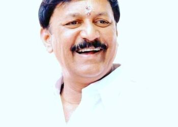 विजय मालक अभिनंदन ! सोलापूर बाजार समिती संचालकांना सहा महिने मुदतवाढ