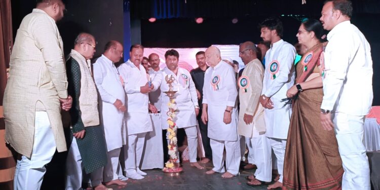 सुशीलकुमार शिंदेंच्या उपस्थितीत पंचशील विद्यालयाचे वार्षिक स्नेहसंमेलन उत्साहात