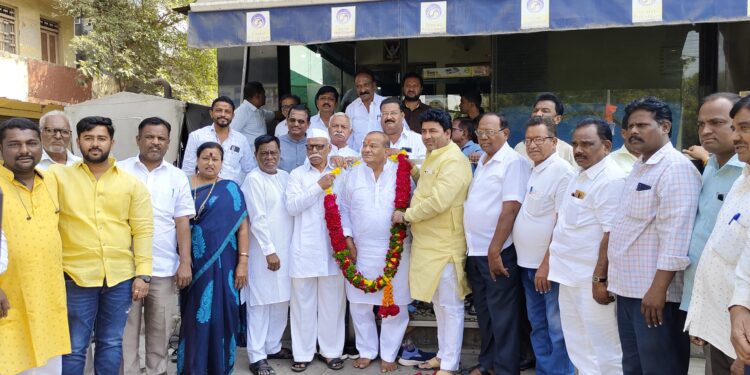 कार्यकर्त्यांच्या ‘बॉस ‘ना वाढदिनी भावी खासदारकीच्या शुभेच्छा ; “भावी खासदारकीचा दिवा मी अजून तेवत ठेवला” !