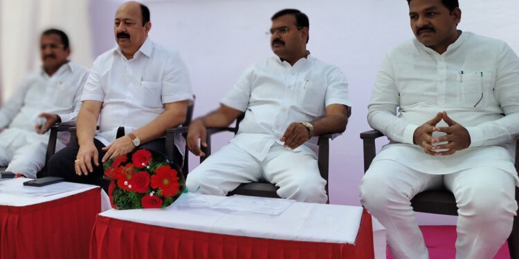 राष्ट्रवादी जिल्हाध्यक्ष दिपकआबांच्या जोडीला 11 उपाध्यक्ष, 6 सरचिटणीस ; 11 तालुकाध्यक्ष ही निवडले ; कुणाला मिळाली संधी