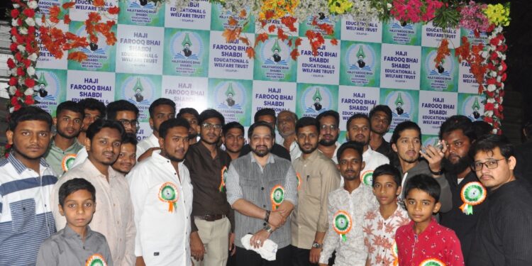 ‘वंचितां’साठी फारूक शाब्दी सरसावले ! सोलापुरात कोणता सुरू केला असा उपक्रम