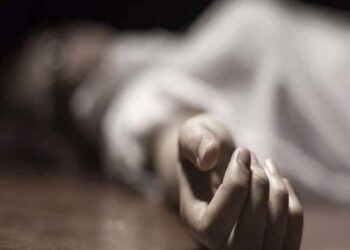 सोलापुरात आडम मास्तर यांच्या कार्यालयात एकाची आत्महत्या ; मास्तरांकडून आले हे स्पष्टीकरण