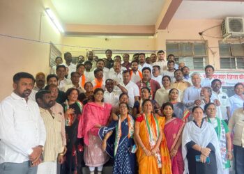 महेश कोठे कित्येक वर्षानंतर काँग्रेस भवनात ; महाविकास आघाडीच्या नेत्यांमध्ये रंगली ‘चाय पे चर्चा’