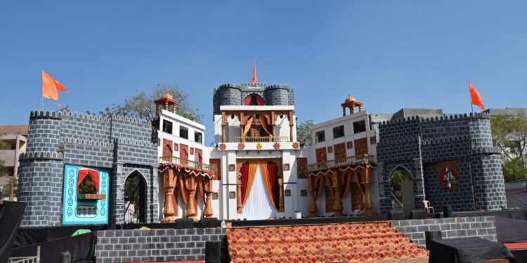 Free for three days from today in Solapur.. Free.. Free.. ; Check it out