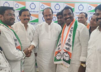 ब्रेकिंग : अखेर आनंद चंदनशिवे राष्ट्रवादी काँग्रेसमध्ये दाखल ; अजित पवारांच्या उपस्थितीत केला प्रवेश