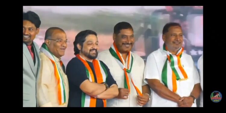 तौफिक शेख – फारुक शाब्दी यांनी एकमेकांना दिला सन्मान ; महेश कोठे आडम मास्तरांनी तर एकमेकांना पाहिले पण नाही