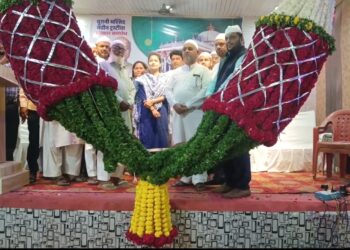 सोलापुरातून 200 मुस्लिम बांधव अजमेरकडे रवाना ;  आमदार प्रणितीताईंनी दुवा करण्याचे केले आवाहन