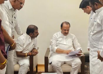 किसन जाधवांच्या माध्यमातून अजित पवारांच्या समोर मांडल्या गारमेंट असोसिएशनने अडचणी ; दादांनी दिला हा सल्ला