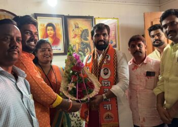 अन् आमदार राम सातपुते यांनी बैठकीतून लावला थेट उपमुख्यमंत्री देवेंद्र फडणवीसांना फोन ; काय होता प्रकार