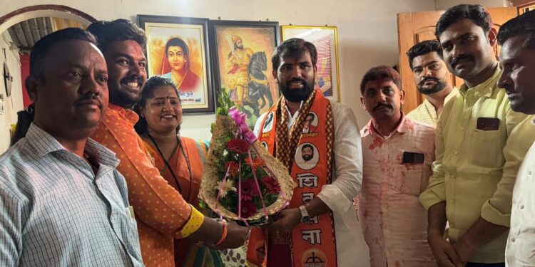 अन् आमदार राम सातपुते यांनी बैठकीतून लावला थेट उपमुख्यमंत्री देवेंद्र फडणवीसांना फोन ; काय होता प्रकार