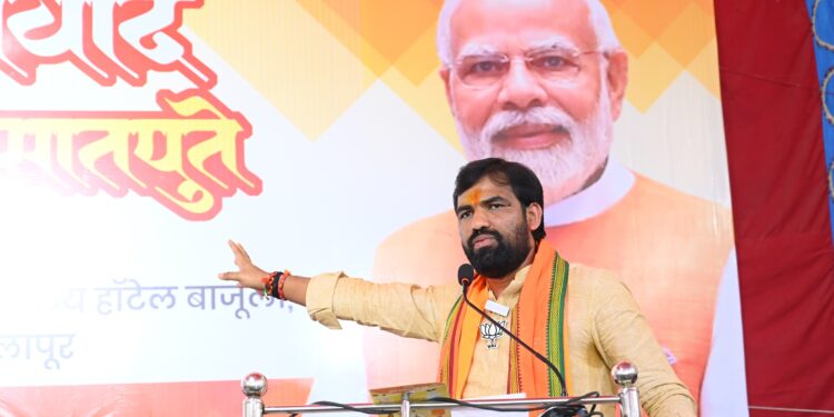 भारतमातेशी गद्दारी करणे हे काँग्रेसच्या रक्तातच ; भाजप उमेदवार राम सातपुते यांचा गंभीर आरोप