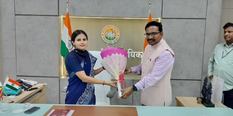 माध्यमिक शिक्षणाधिकारी सचिन जगताप झाले जॉईन ; सीईओ आव्हाळे यांनी भेटीत दिल्या या सूचना