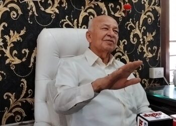 सोलापूरची जागा ही राखीव आहे ना मग विजयकुमार देशमुख उमेदवार कसे? सुशीलकुमार शिंदे यांचा सवाल