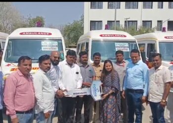 जिल्हा परिषदेच्या चौदाव्या वित्त आयोग अंतर्गत खरेदी केलेल्या १६ रुग्णवाहिकांचे लोकार्पण
