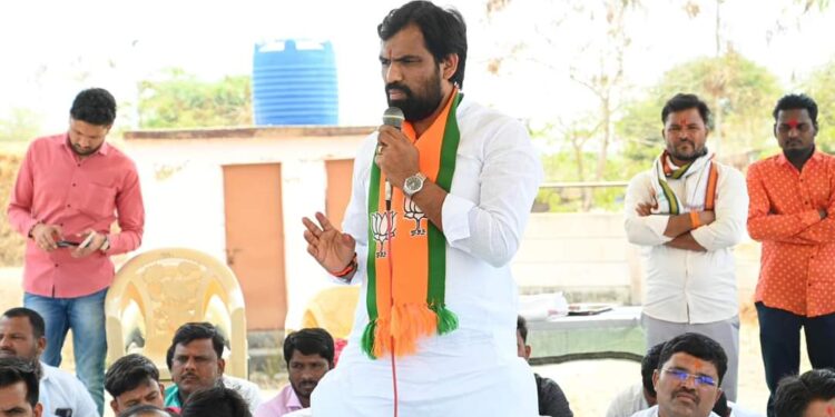 भाजपच्या ‘रामा’ने योग जुळवला ; विजयराज डोंगरे व बाळराजे पाटील एकाच व्यासपीठावर ; युवकांमध्ये उत्साह