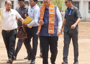 देवेंद्र फडणवीस यांच्या सोलापूर दौऱ्याने भारतीय जनता पार्टीत उत्साह संचारला !