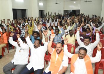 शहर मध्य मधील हिंदू संघटना एकवटल्या ; राम सातपुते यांना मताधिक्य देण्याचा निर्धार