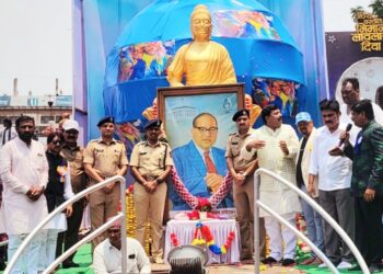 भीम जयंतीनिमित्त जी.एम.संस्थेची भव्य मिरवणूक ; पोलीस आयुक्तांच्या हस्ते उद्घाटन