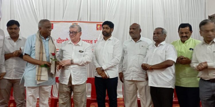 वीरशैव लिंगायत समाजाचा राष्ट्रहिताच्या मुद्द्यावर १०० टक्के मतदान करण्याचा संकल्प