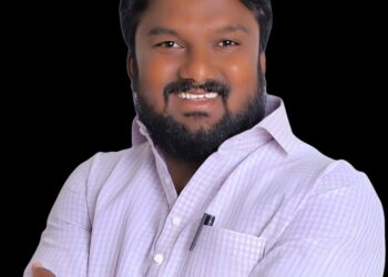 सोलापुरात काँग्रेसला टेन्शन ; अपक्ष आतिश बनसोडे यांना वंचितने दिला पाठिंबा