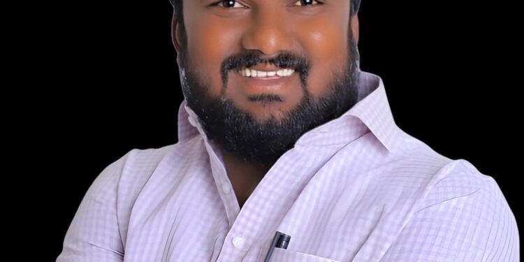 सोलापुरात काँग्रेसला टेन्शन ; अपक्ष आतिश बनसोडे यांना वंचितने दिला पाठिंबा