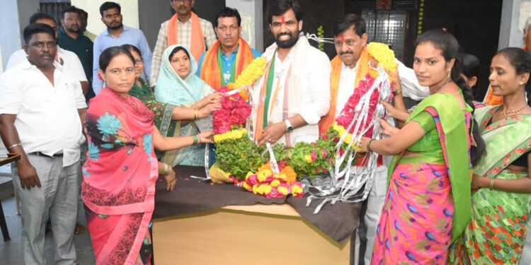 भूमिपुत्राला गावातच काम देण्यासाठी कटिबद्धः आमदार राम सातपुते यांचे आश्वासन