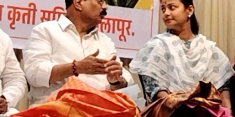 आता रामराज्य येणार, मग 10 वर्ष रावणराज्य होते का? प्रणिती शिंदेंचा भाजपला सवाल