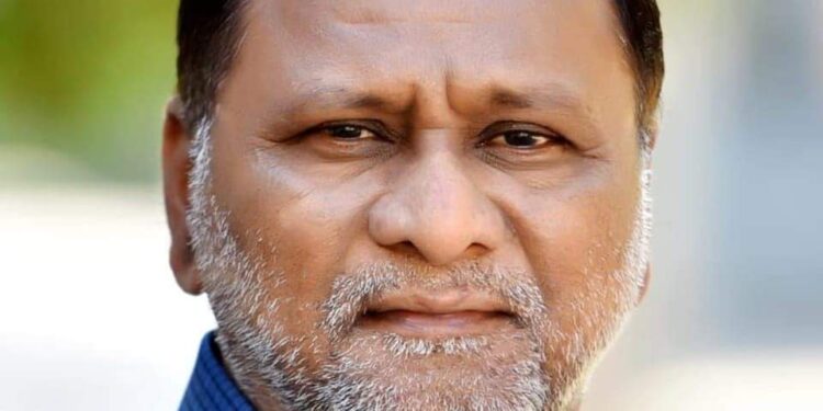 सोलापूर झेडपीचे कास्ट्राईब नेते अरुण क्षीरसागर यांचा शनिवारी सेवापूर्ती गुणगौरव सोहळा ; तब्बल 39 वर्ष दीर्घ सेवा