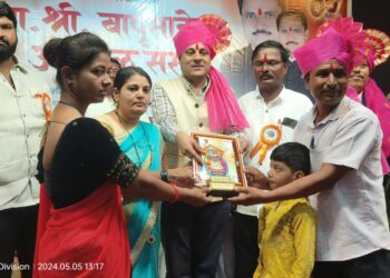 श्री भैरवनाथ सामाजिक संस्थेला आदर्श संस्था पुरस्कार प्रदान