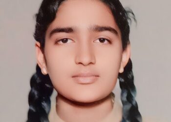 सोलापूरच्या कासेगावची लेक राज्यात संस्कृत मध्ये नंबर ‘एक ‘ ; हिना तांबोळी हिचे यश