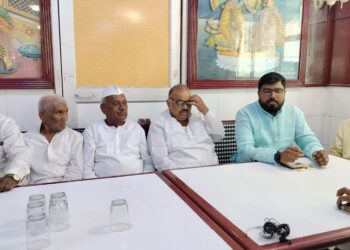 विजय चौगुले संघटना म्हणून भाजप सोबत पण सोलापुरात सर्व समाज म्हणून वडार प्रणिती शिंदेंच्या पाठीशी