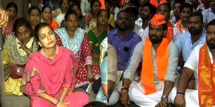 सोलापुरातील हिंदू जनआक्रोश मोर्चात काँग्रेस – भाजपचे उमेदवार झाले सहभागी