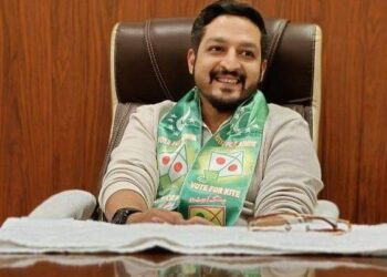 एमआयएम अध्यक्ष फारूक शाब्दी यांची होणार डोकेदुखी ; सोलापुरात हा नेता मध्य साठी इच्छुक