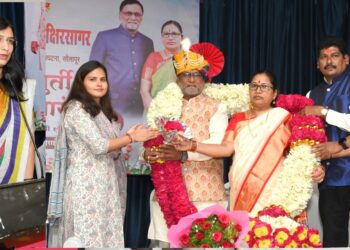 संघर्ष योद्धा अरुण क्षीरसागर यांचा सेवापुर्ती समारंभ उत्साहात साजरा ; कार्याचे झाले कौतुक