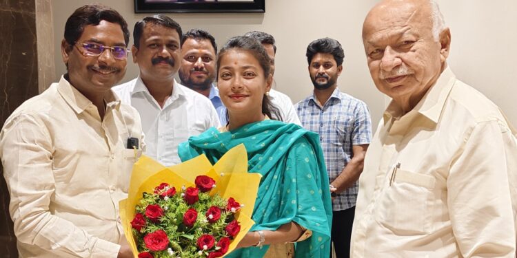 प्रणिती शिंदे पन्नास हजारच्या लिडने विजयी होणार ; महादेव कोगनुरे यांचा दावा