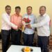 सोलापूर झेडपीच्या लाडक्या अधिकाऱ्यावर शुभेच्छांचा वर्षाव ; कर्मचाऱ्यांचे प्रेम पाहून साहेब भारावले !