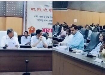 पालकमंत्र्यांच्या बैठकीला प्राथमिक शिक्षणाधिकाऱ्याची दांडी ; तात्काळ संदीप कोहिनकर यांनी घेतले सांभाळून
