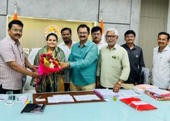 सीईओ मनीषा आव्हाळे यांचा शिक्षक संघटनेने केला सत्कार ; केंद्रप्रमुख पदोन्नती लवकरच
