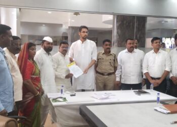 जिल्हाधिकारी कुमार आशीर्वाद यांनी धनगर समाजाचा बैठकीत काढला तोडगा ; दोन प्रमुख मागण्या मान्य