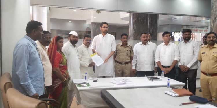 जिल्हाधिकारी कुमार आशीर्वाद यांनी धनगर समाजाचा बैठकीत काढला तोडगा ; दोन प्रमुख मागण्या मान्य