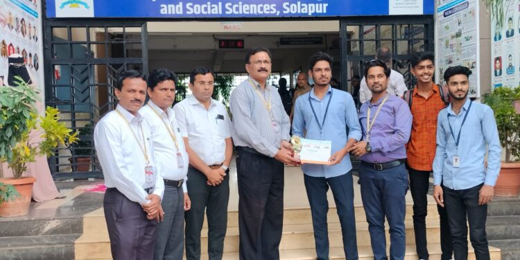 भारती विद्यापीठाच्या आर्यन महिंद्रकरचा जिल्हास्तरीय स्पर्धेत प्रथम क्रमांक