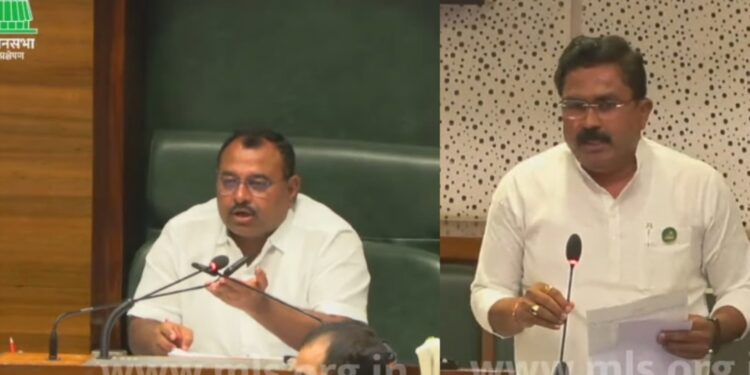 विधानसभा अध्यक्षांच्या खुर्चीवर समाधान आवताडे ; खालून आमदार यशवंत माने यांनी मांडला महत्त्वाचा विषय