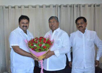 दक्षिणमध्ये झाला या पाटलांचा उदय ; बापूंना टेन्शन की बोलावता धनी वेगळाच ? अयो ! पाचशे गाड्या घेऊन जाणार म्हणे..