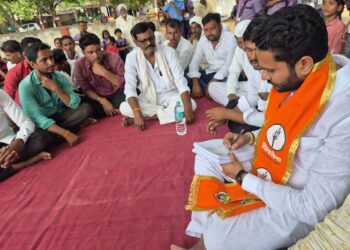 अमर पाटील यांनी निवडणुकीचे रणशिंग फुंकले  ! गावभेट दौरा, शाखा उद्घाटनाचा धडाका